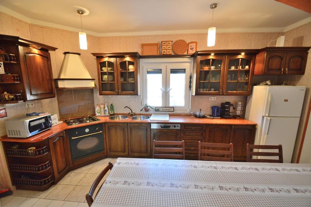 Nora Haz Hajduszoboszlo Hotel Luaran gambar